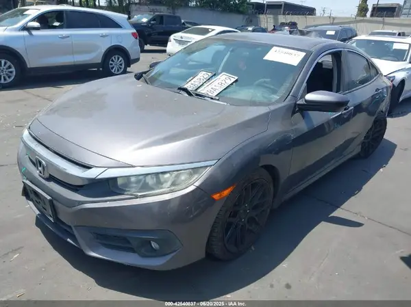 2HGFC1F38JH641159 2018 HONDA CIVIC - Image 2