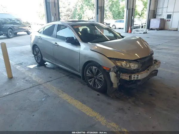 2HGFC1F38JH642439 2018 HONDA CIVIC - Image 1