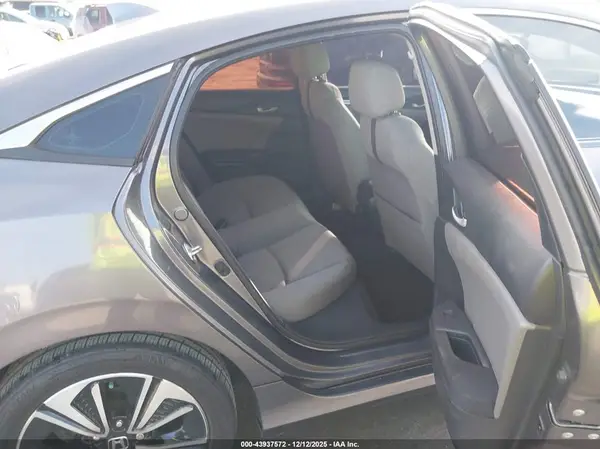 2HGFC1F39GH658917 2016 HONDA CIVIC - Image 4