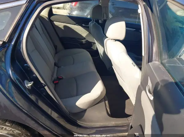 2HGFC1F39HH647045 2017 HONDA CIVIC - Image 8