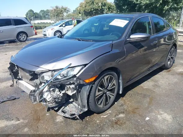 2HGFC1F3XHH635745 2017 HONDA CIVIC - Image 2