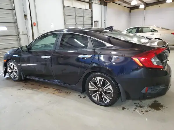 2HGFC1F3XHH640282 2017 HONDA CIVIC - Image 2