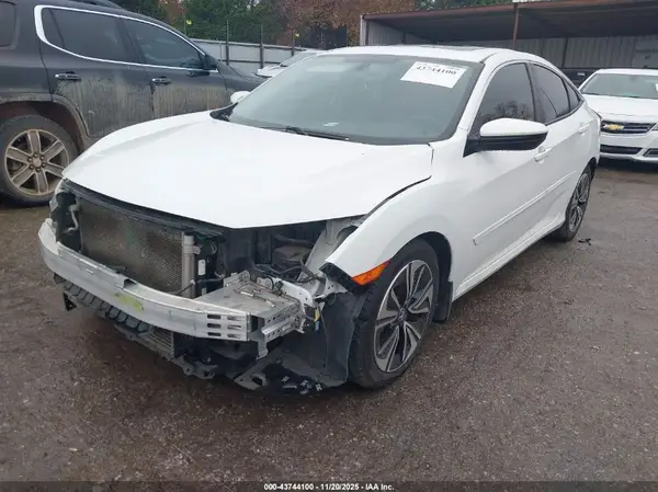 2HGFC1F3XHH649452 2017 HONDA CIVIC - Image 2