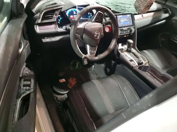 2HGFC1F3XHH658202 2017 HONDA CIVIC - Image 8