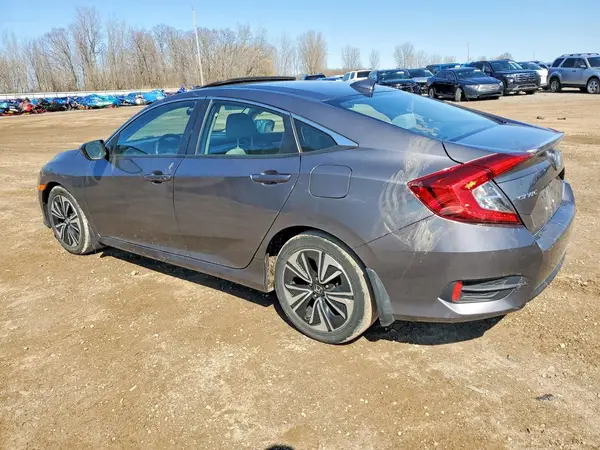 2HGFC1F3XJH645486 2018 HONDA CIVIC - Image 2