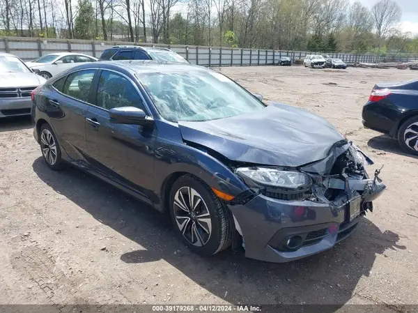 2HGFC1F3XJH646136 2018 HONDA CIVIC - Image 1