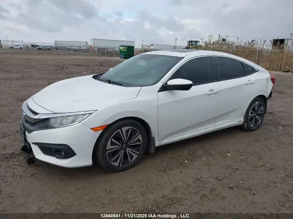 2HGFC1F40JH101782 2018 HONDA CIVIC - Image 2