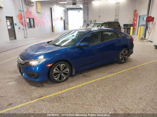 2HGFC1F41HH105298 2017 HONDA CIVIC - Image 2