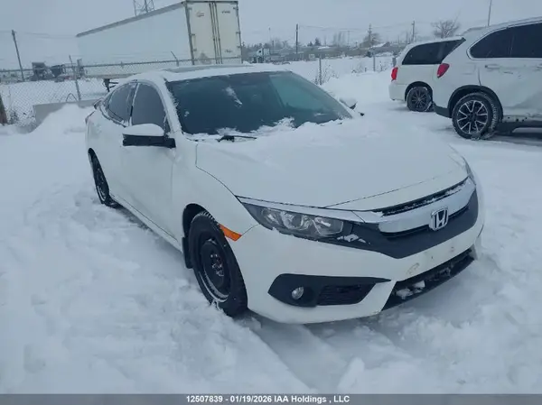 2HGFC1F42JH105705 2018 HONDA CIVIC - Image 1