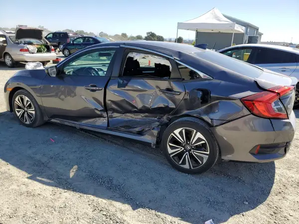 2HGFC1F43JH640686 2018 HONDA CIVIC - Image 2