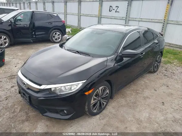 2HGFC1F44HH109894 2017 HONDA CIVIC - Image 2