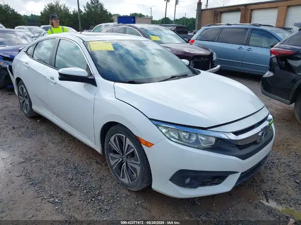 2HGFC1F47GH643857 2016 HONDA CIVIC - Image 1