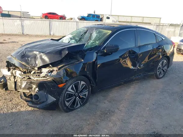 2HGFC1F48HH643013 2017 HONDA CIVIC - Image 2