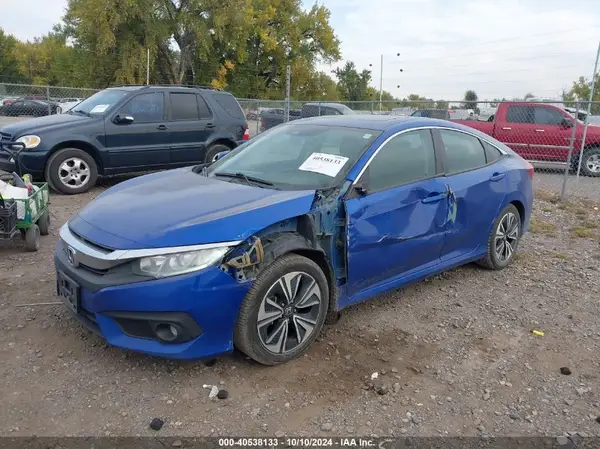 2HGFC1F48HH651502 2017 HONDA CIVIC - Image 2