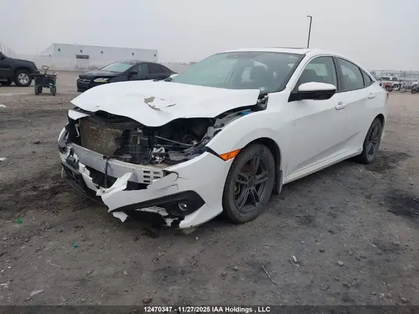 2HGFC1F48JH105742 2018 HONDA CIVIC - Image 2