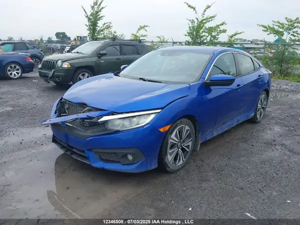 2HGFC1F49JH104759 2018 HONDA CIVIC - Image 2