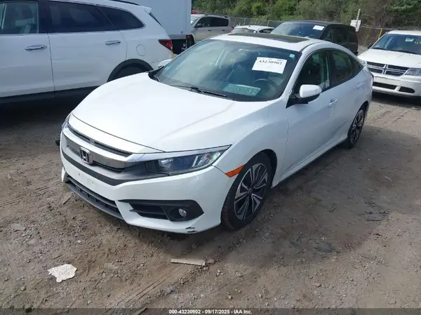 2HGFC1F72HH652218 2017 HONDA CIVIC - Image 2