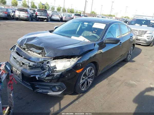 2HGFC1F72HH658147 2017 HONDA CIVIC - Image 2