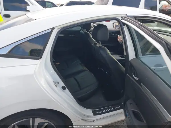 2HGFC1F72JH640267 2018 HONDA CIVIC - Image 8