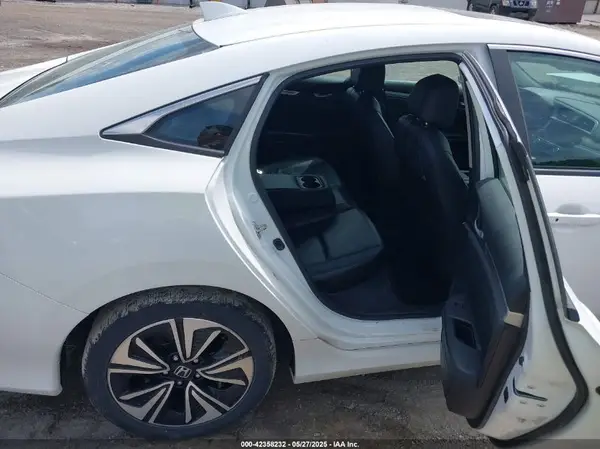 2HGFC1F72JH645890 2018 HONDA CIVIC - Image 8