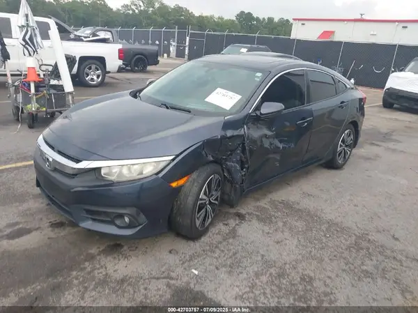 2HGFC1F73HH647500 2017 HONDA CIVIC - Image 2