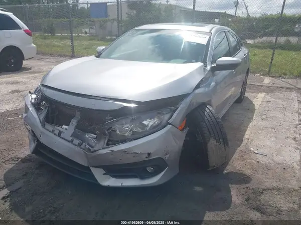 2HGFC1F73HH654625 2017 HONDA CIVIC - Image 2