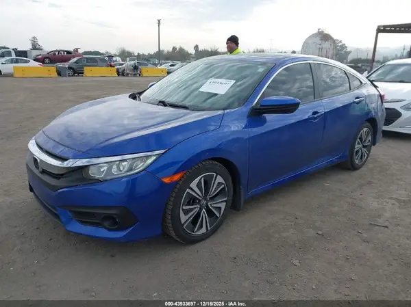 2HGFC1F74HH634545 2017 HONDA CIVIC - Image 2