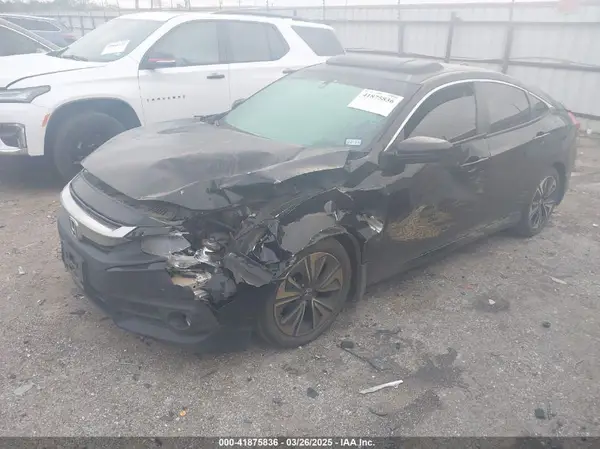 2HGFC1F74JH642148 2018 HONDA CIVIC - Image 2