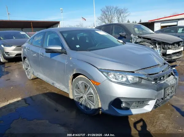2HGFC1F76JH640997 2018 HONDA CIVIC - Image 1
