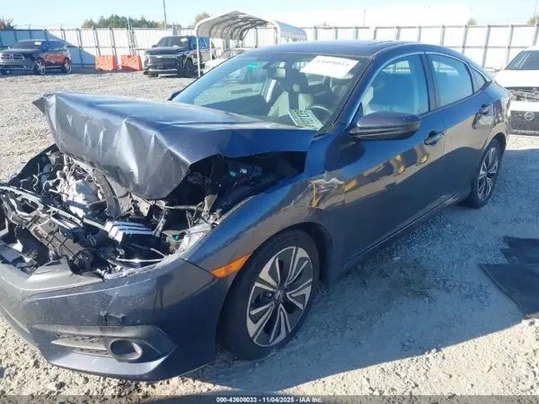 2HGFC1F78HH640980 2017 HONDA CIVIC - Image 2