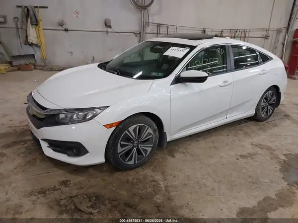 2HGFC1F78HH651574 2017 HONDA CIVIC - Image 2