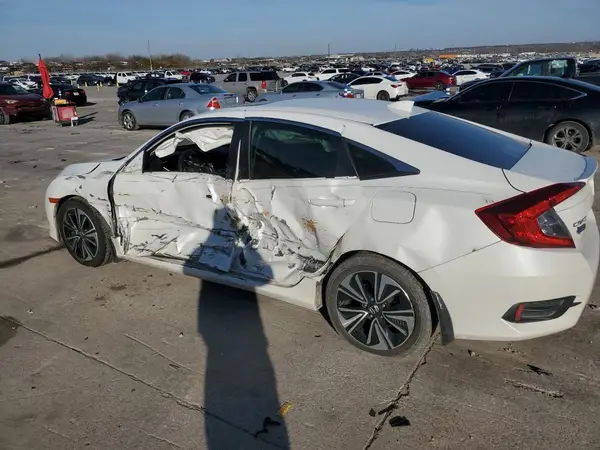 2HGFC1F78JH643397 2018 HONDA CIVIC - Image 2