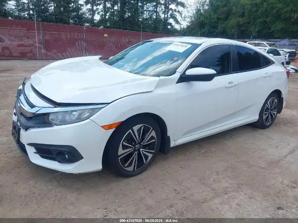 2HGFC1F79JH641738 2018 HONDA CIVIC - Image 2