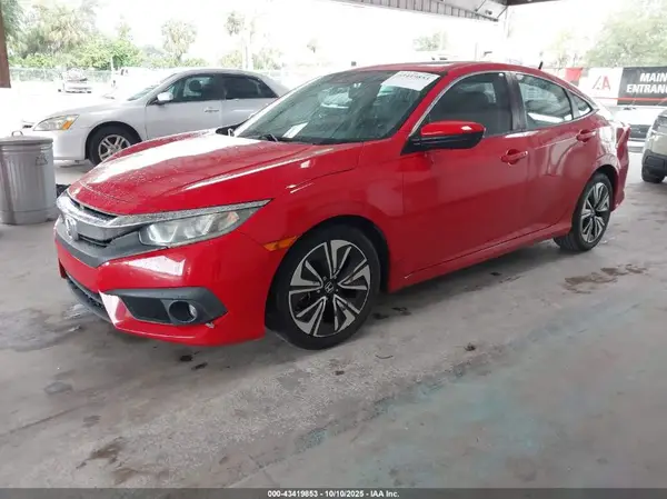2HGFC1F83JH643901 2018 HONDA CIVIC - Image 2