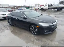 2HGFC1F90HH102954 2017 HONDA CIVIC