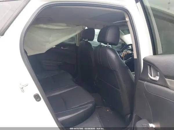 2HGFC1F90HH633832 2017 HONDA CIVIC - Image 8