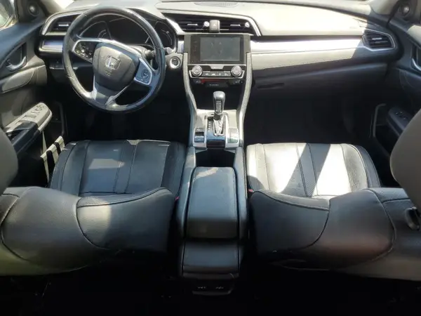 2HGFC1F90HH637945 2017 HONDA CIVIC - Image 8