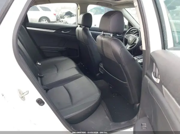2HGFC1F90HH639565 2017 HONDA CIVIC - Image 8