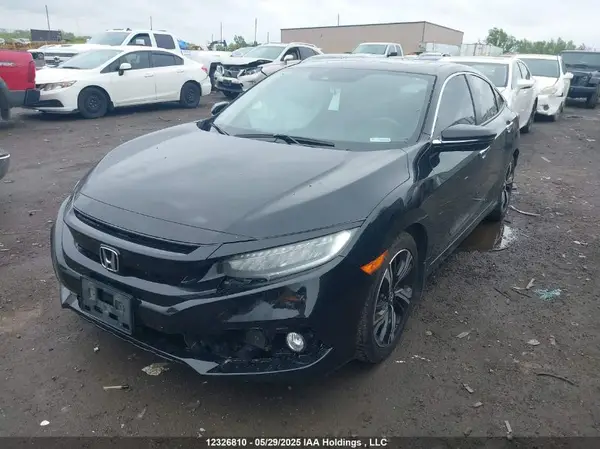 2HGFC1F90JH102054 2018 HONDA CIVIC - Image 2