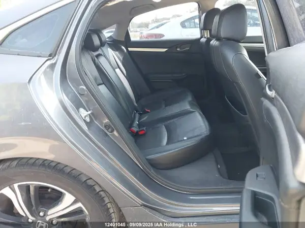 2HGFC1F91HH107242 2017 HONDA CIVIC - Image 8