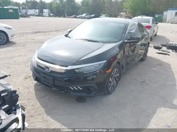 2HGFC1F92HH102762 2017 HONDA CIVIC - Image 2