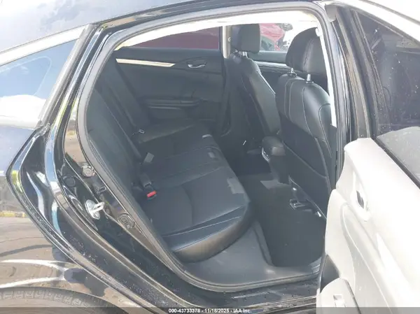 2HGFC1F92HH643066 2017 HONDA CIVIC - Image 8