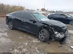 2HGFC1F92KH105670 2019 HONDA CIVIC
