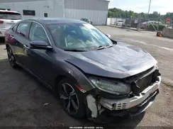 2HGFC1F93HH633825 2017 HONDA CIVIC