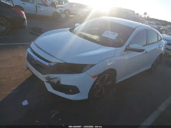 2HGFC1F93HH648647 2017 HONDA CIVIC - Image 2
