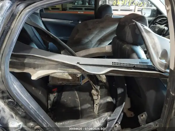 2HGFC1F93JH107488 2018 HONDA CIVIC - Image 8