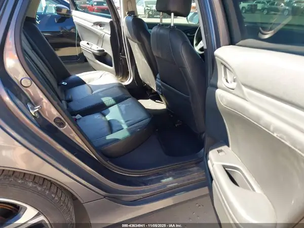 2HGFC1F94GH630270 2016 HONDA CIVIC - Image 8