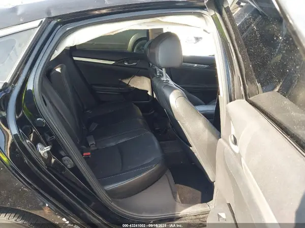 2HGFC1F94HH635650 2017 HONDA CIVIC - Image 8