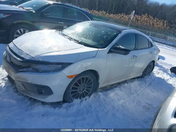 2HGFC1F94JH105927 2018 HONDA CIVIC - Image 2