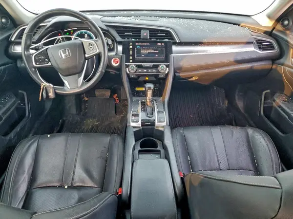2HGFC1F96HH105180 2017 HONDA CIVIC - Image 8